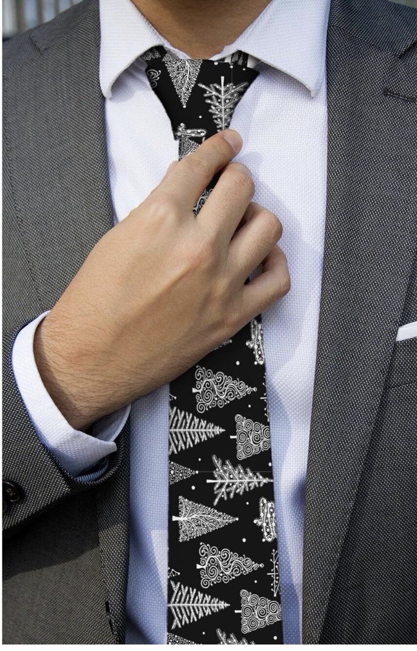 Womgela Christmas Tree Mens Neck Tie New